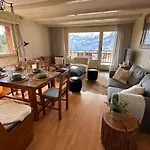 3br Pool Sauna Gym & Views *