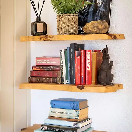 3br Pool Sauna Gym & Views *