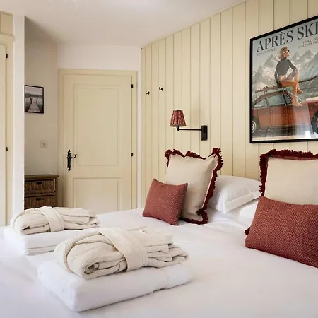 3br Pool Sauna Gym & Views * فيربير