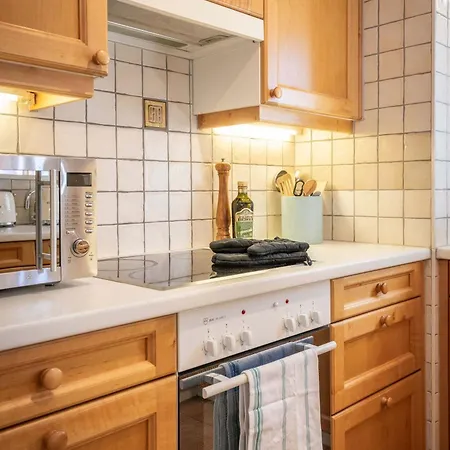 3br Pool Sauna Gym & Views شقة *