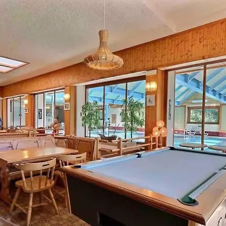 3br Pool Sauna Gym & Views * فيربير