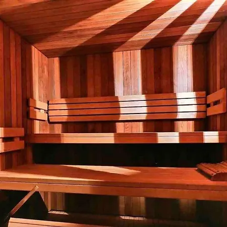 شقة 3br Pool Sauna Gym & Views *