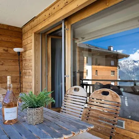 Apartment 3br Pool Sauna Gym & Views