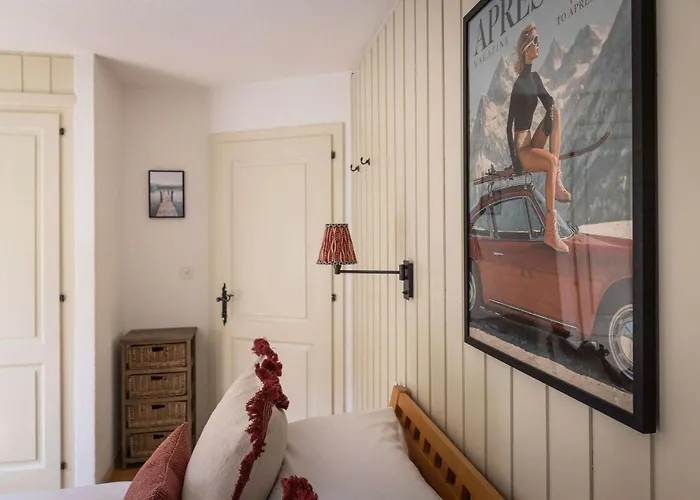 Lejlighed 3br Pool Sauna Gym & Views *