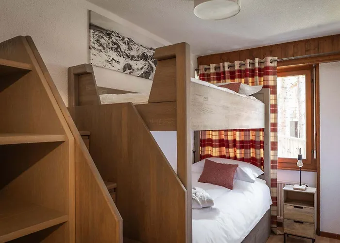 3br Pool Sauna Gym & Views