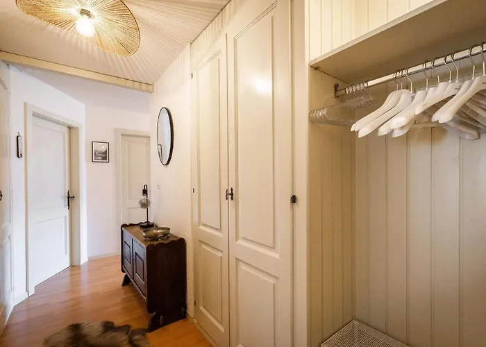 3br Pool Sauna Gym & Views Lejlighed