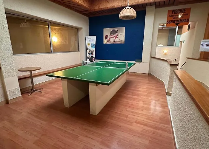 Lejlighed 3br Pool Sauna Gym & Views *